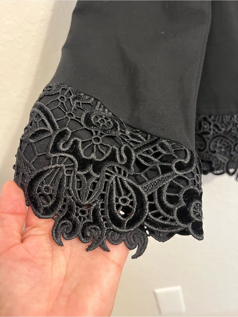 Chico’s 2 Black Ponte Knit Blazer US Lg 12/14 Floral Lace Cutwork Trim Jacket - Picture 7 of 11